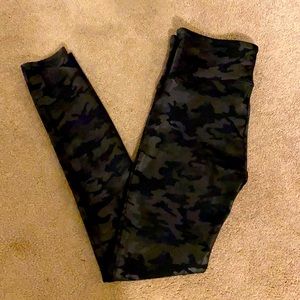 ❌SOLD❌ Spanx camo faux leather leggings